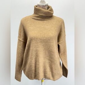 CECE Tan knit turtleneck sweater size XS